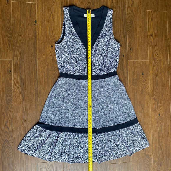 MICHAEL KORS navy & white floral-print dress - Picture 8 of 11